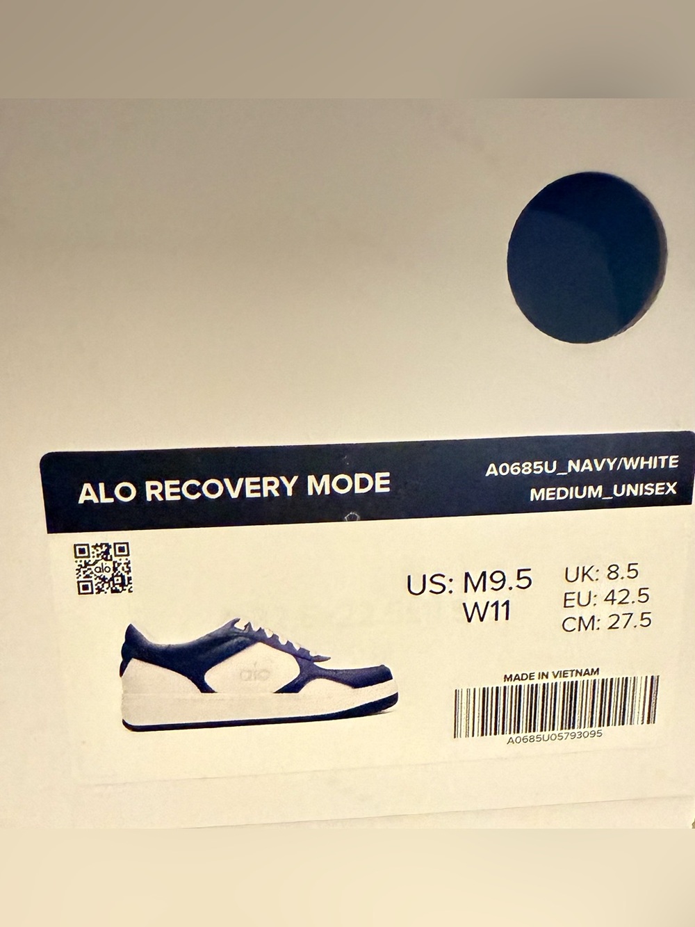 ALO Yoga Recovery Mode Sneaker - Unisex - Picture 3 of 3
